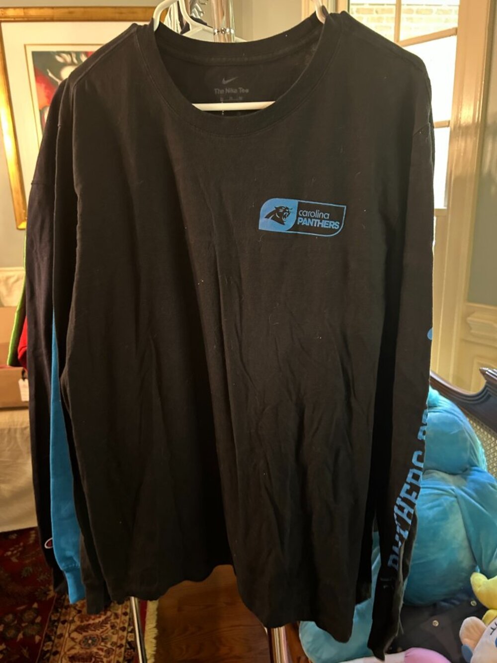 Nike Carolina Panthers Black Long Sleeve T-Shirt XL - Small Hole